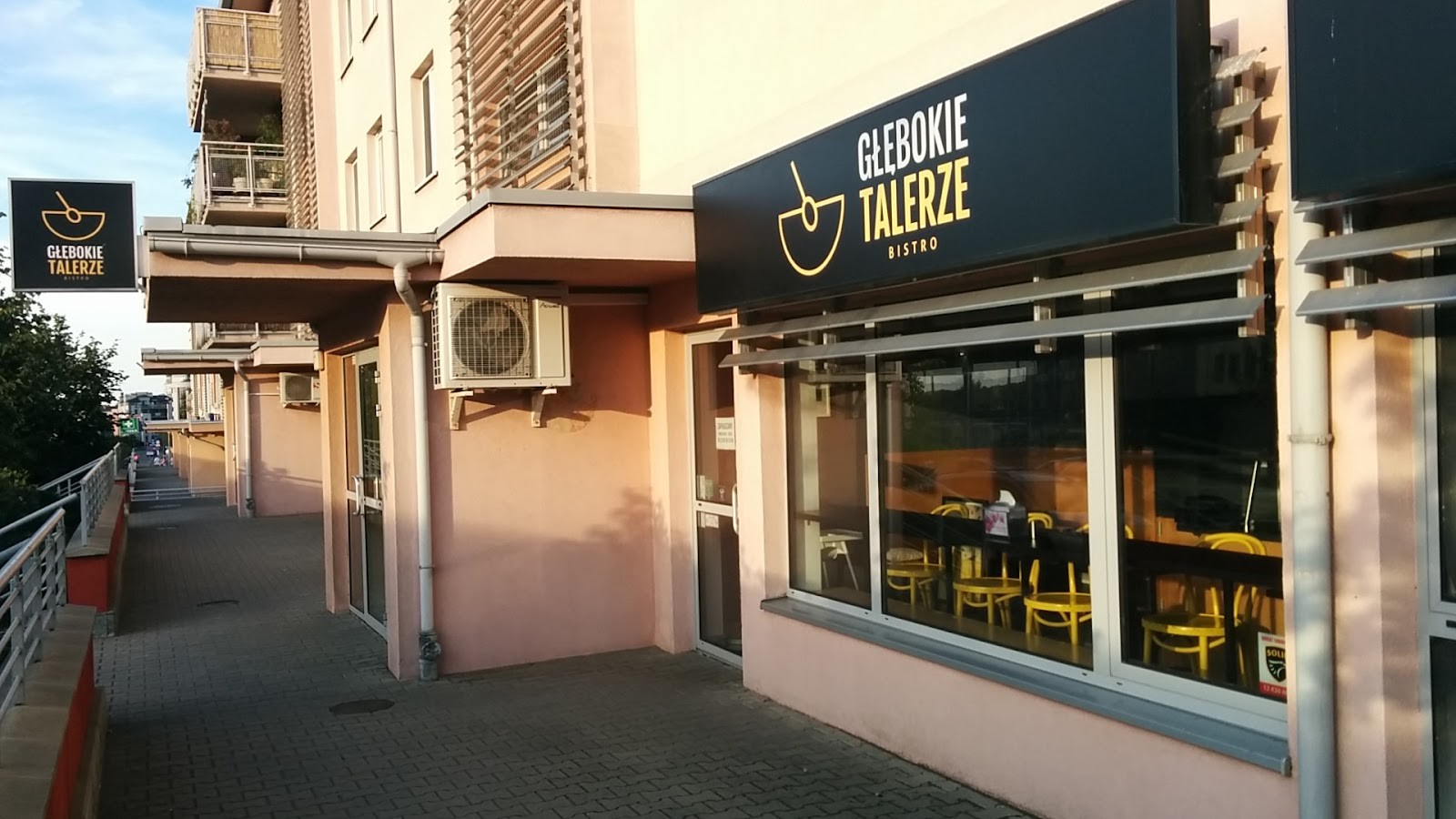 Głębokie Talerze: the place