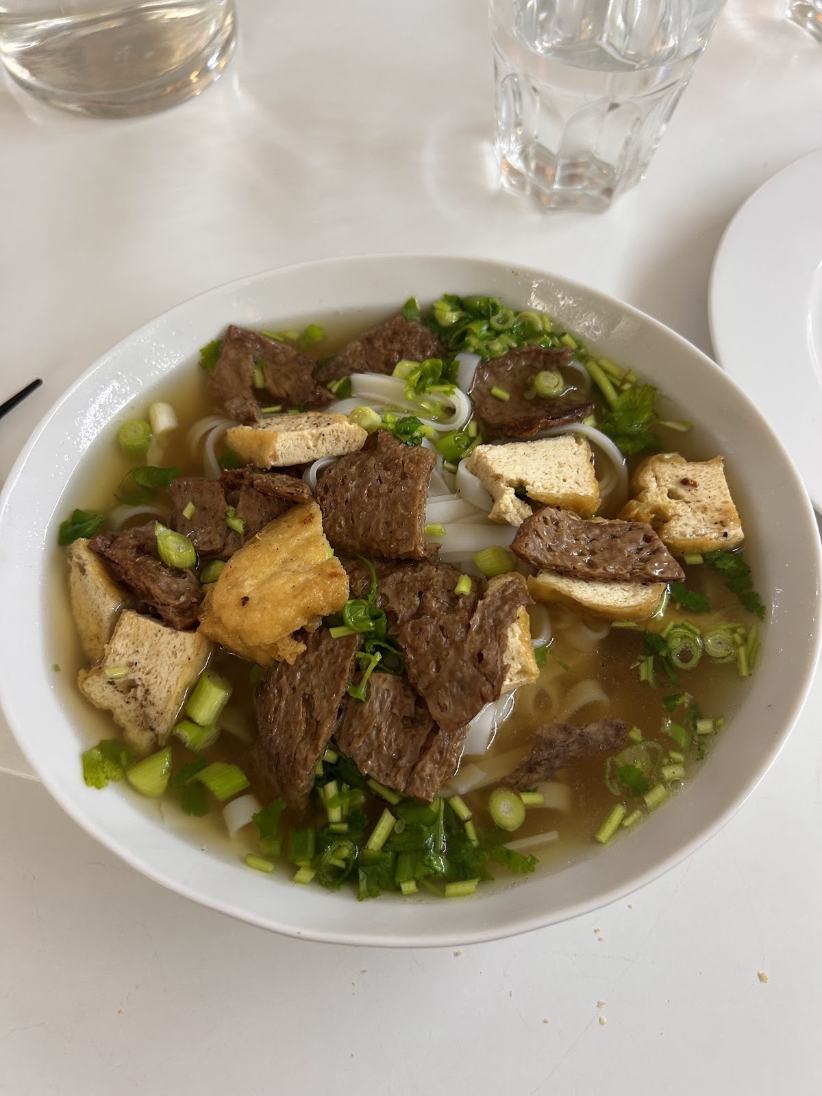 Restaurant Loving Hut: food & drinks