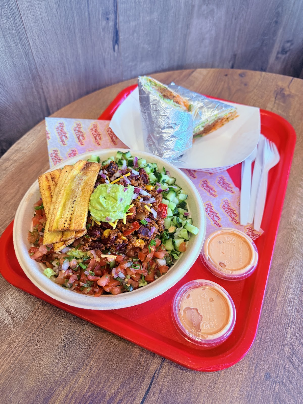 Rhythm 'n Wraps: food & drinks