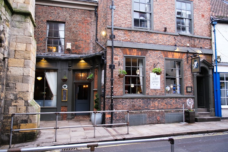 The Fat Badger York: photo
