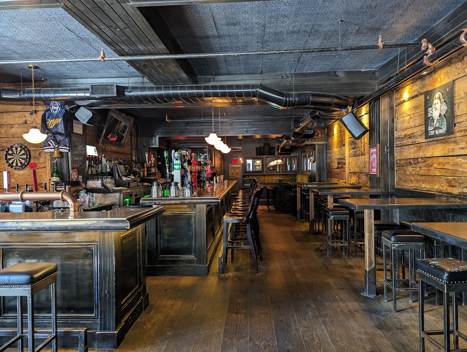 Le Trèfle Taverne Irlandaise: the place