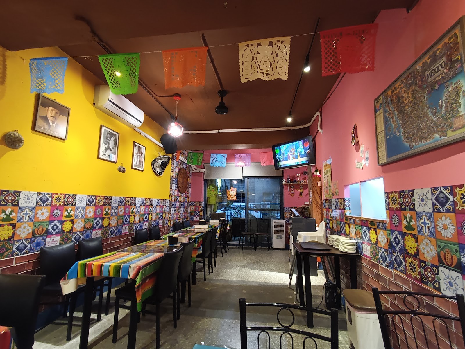 FONDA MÉXICO 🇲🇽豐富墨西哥菜: the place