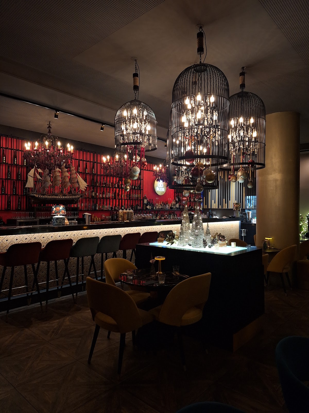 Bless Restaurant Hamburg: the place