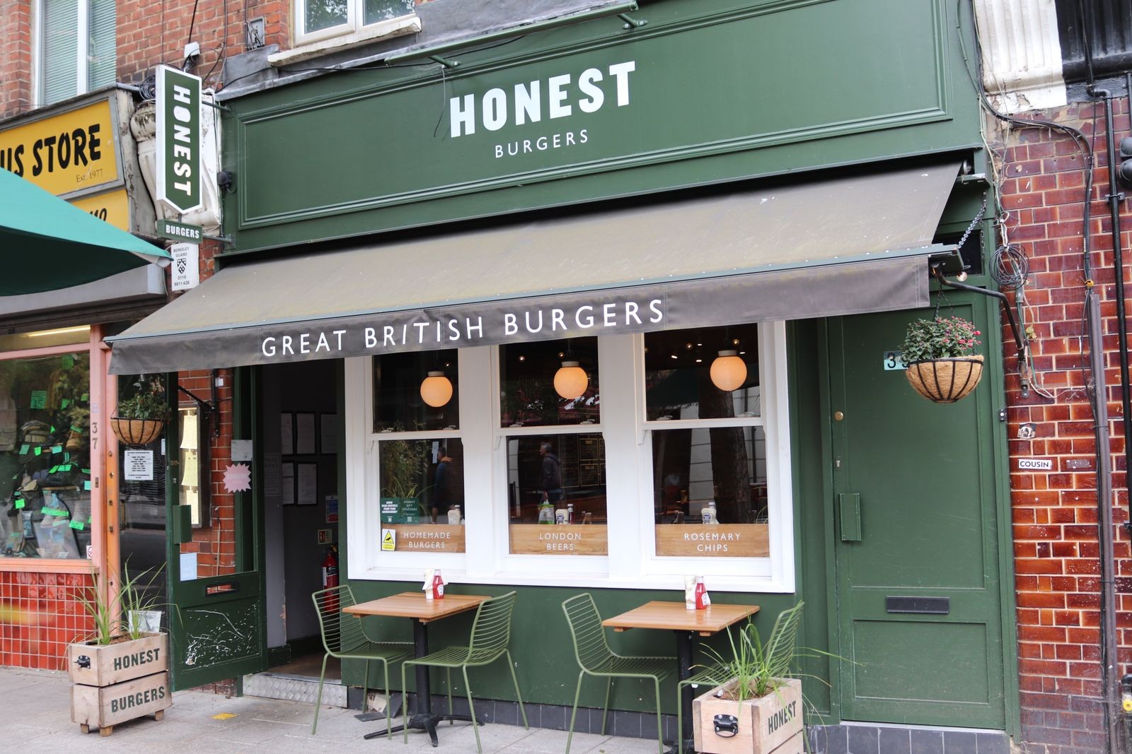 Honest Burgers Waterloo: the place