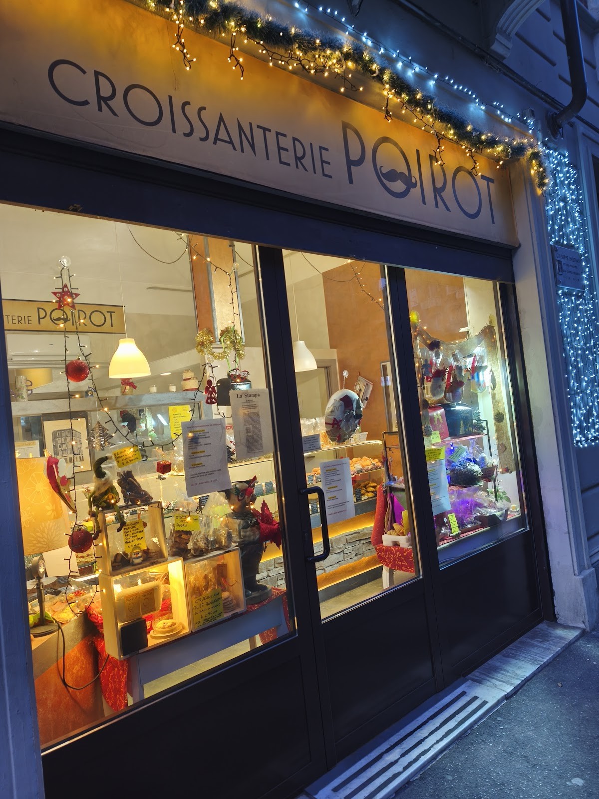 Croissanterie Poirot: the place