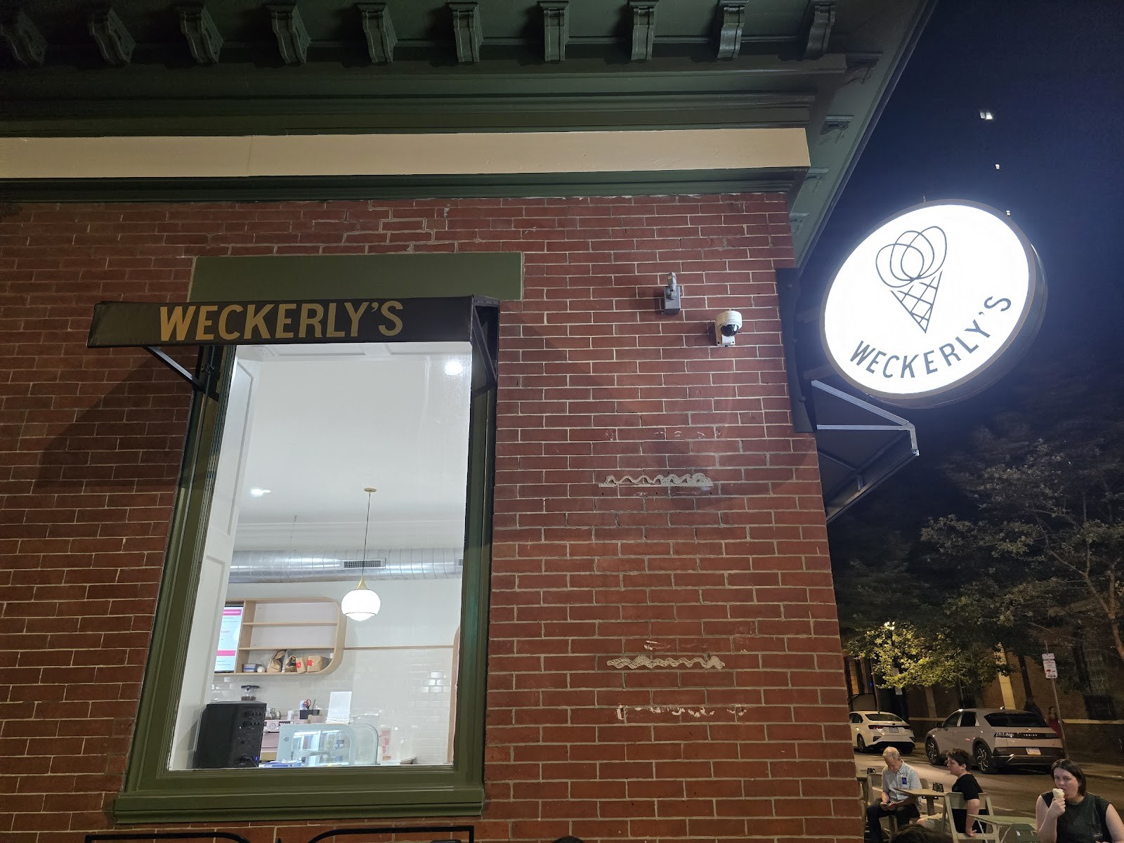 Weckerly's Ice Cream & Coffee: the place