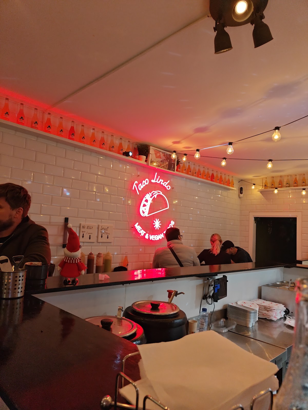 TACO LINDO West: the place