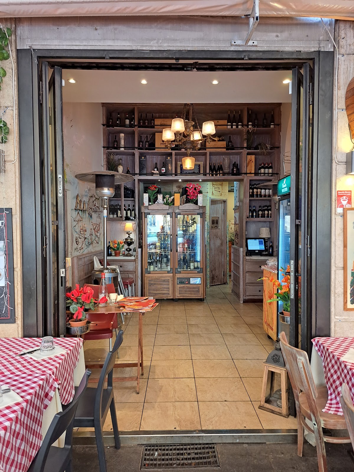 Pizza Ciro: the place