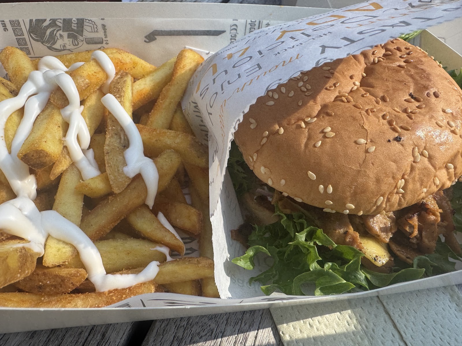 Vegan Food Box: food & drinks