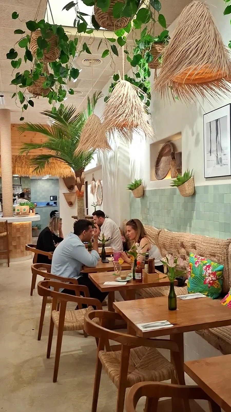 Trópico: the place