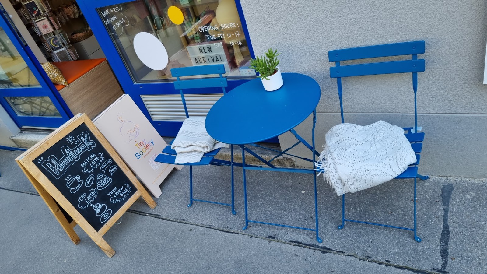 Tiny Society: the place
