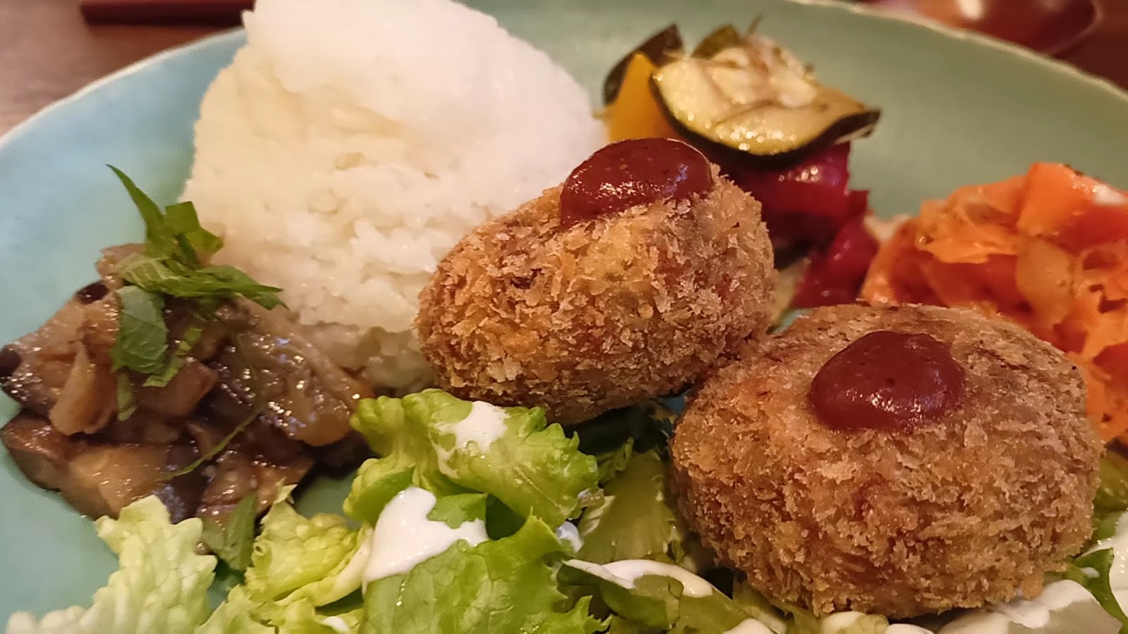 Yasai cafe KuKuri: food & drinks