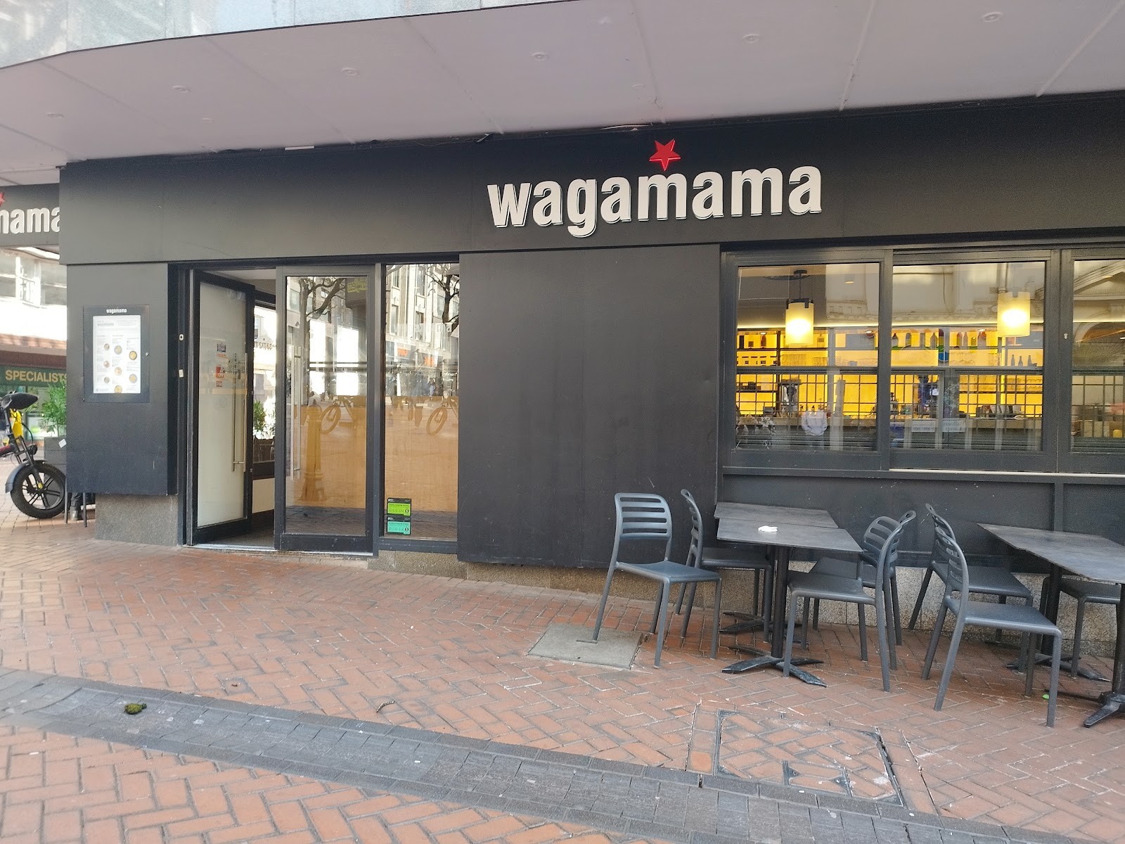 wagamama birmingham new street: the place