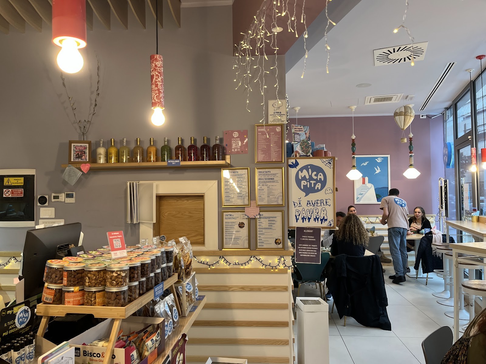 MICAPITA - CUCINA MEDITERRANEA URBANA: the place