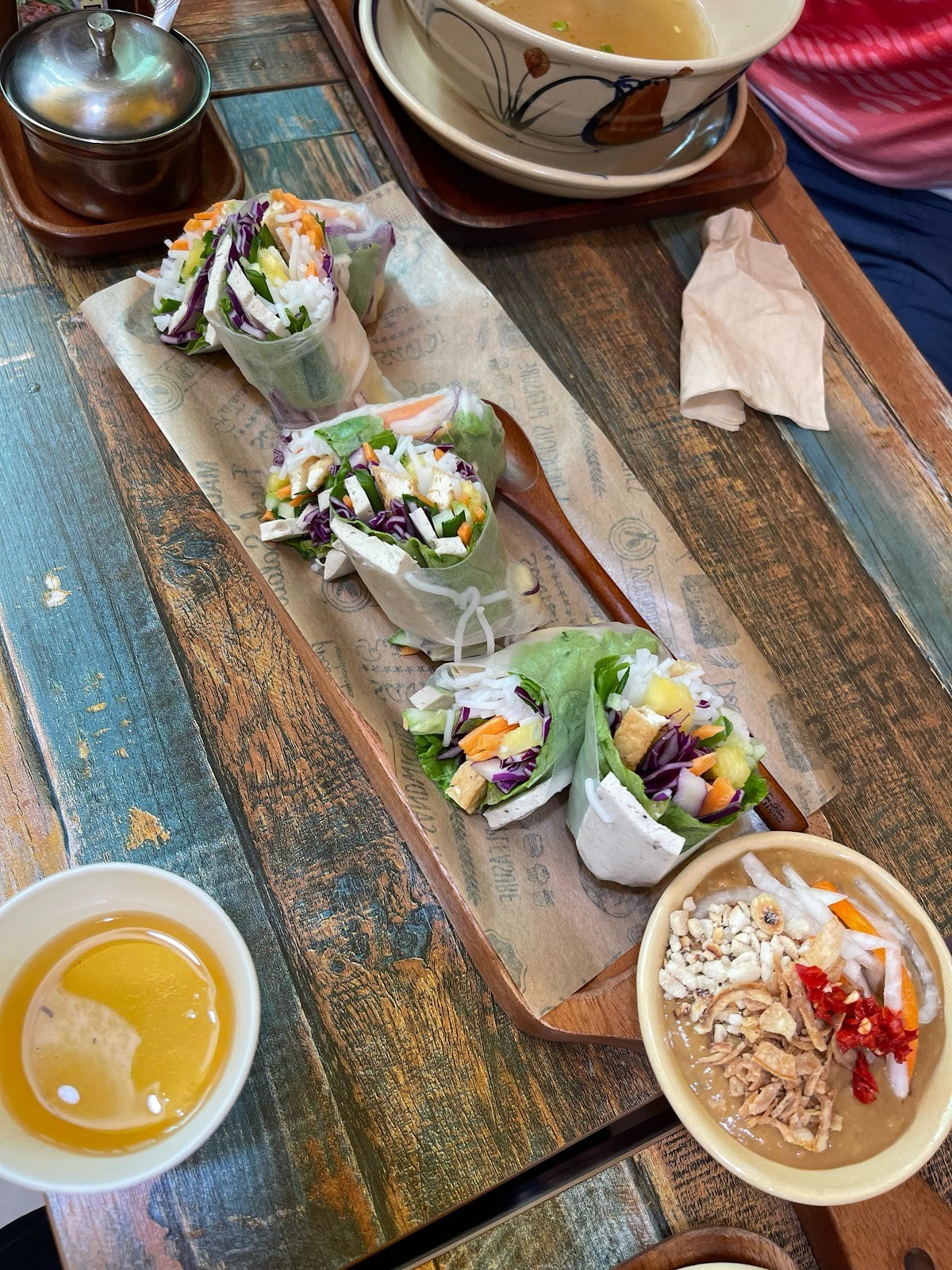 Ngoc Hoan Cafe: food & drinks