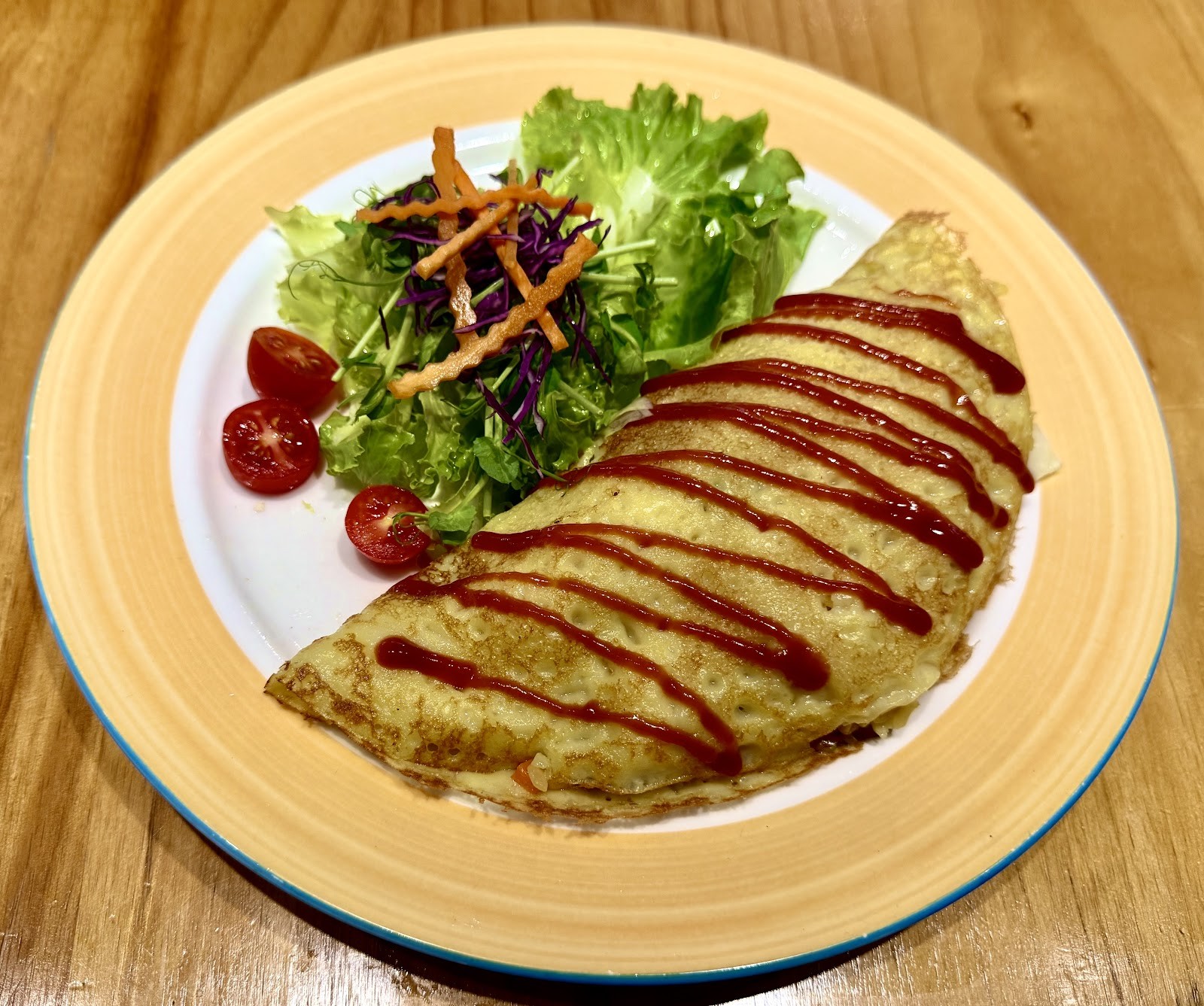 Loving Hut 愛家國際餐飲 台北 和平店: food & drinks