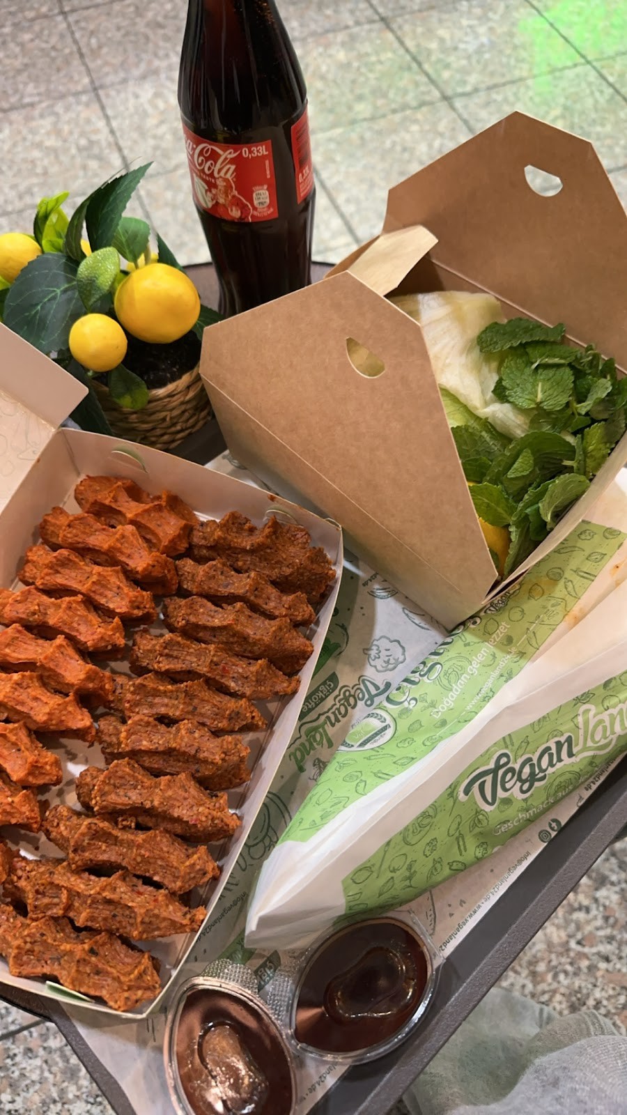 Veganland: food & drinks
