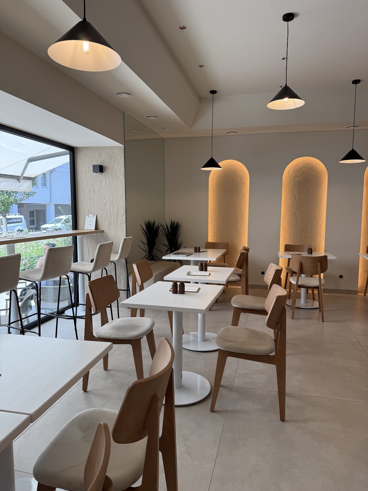 iano coffee: the place
