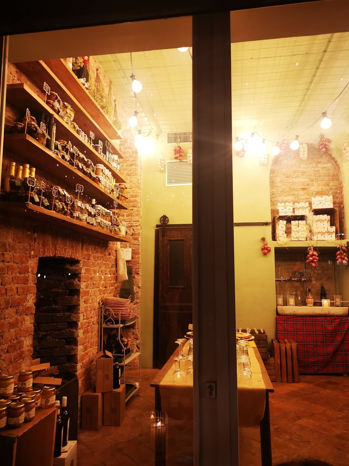 Brolo Milano - Orto con cucina: the place