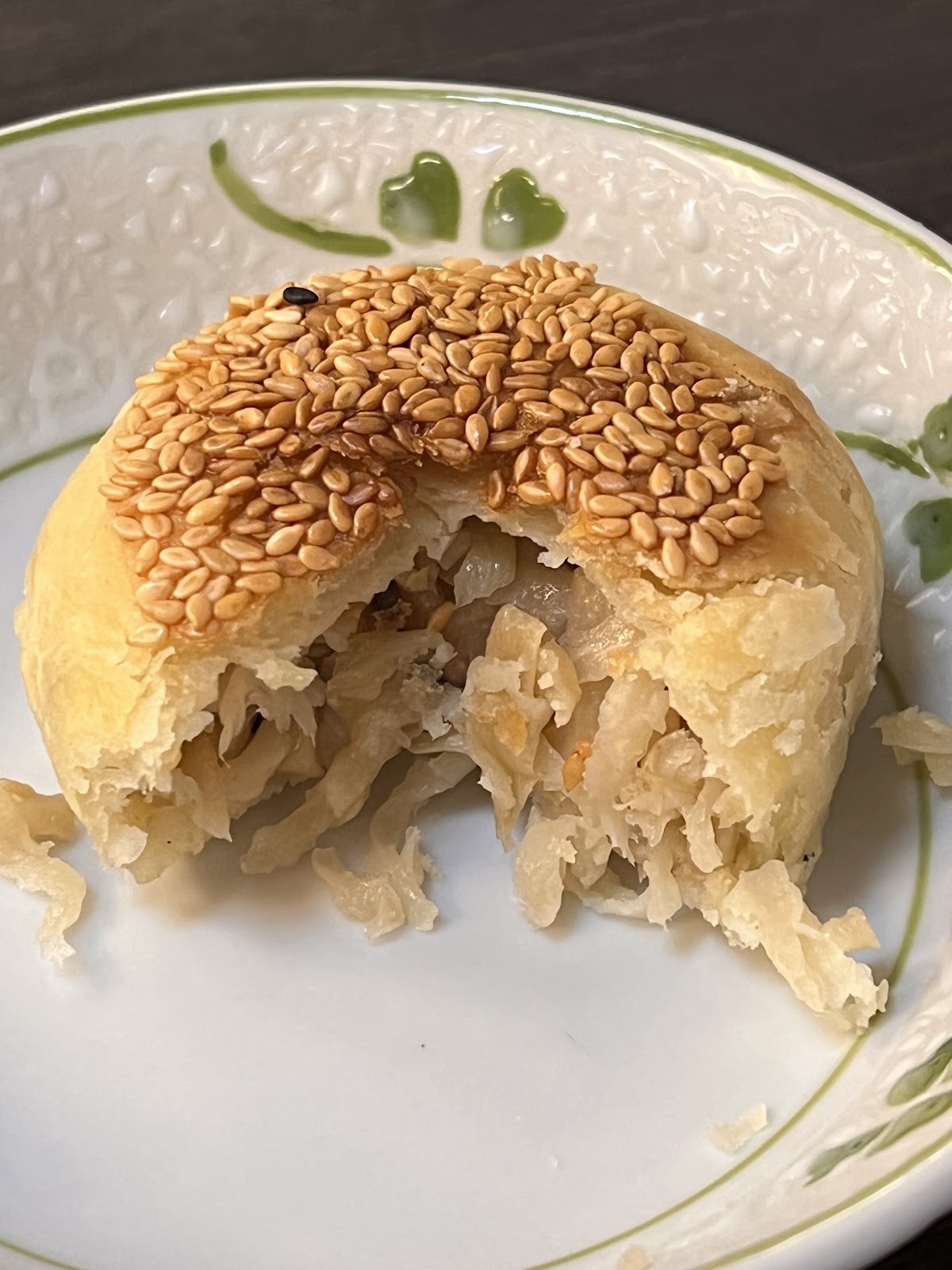 Xuě Lǐ Hóng 雪裏紅素食點心: food & drinks