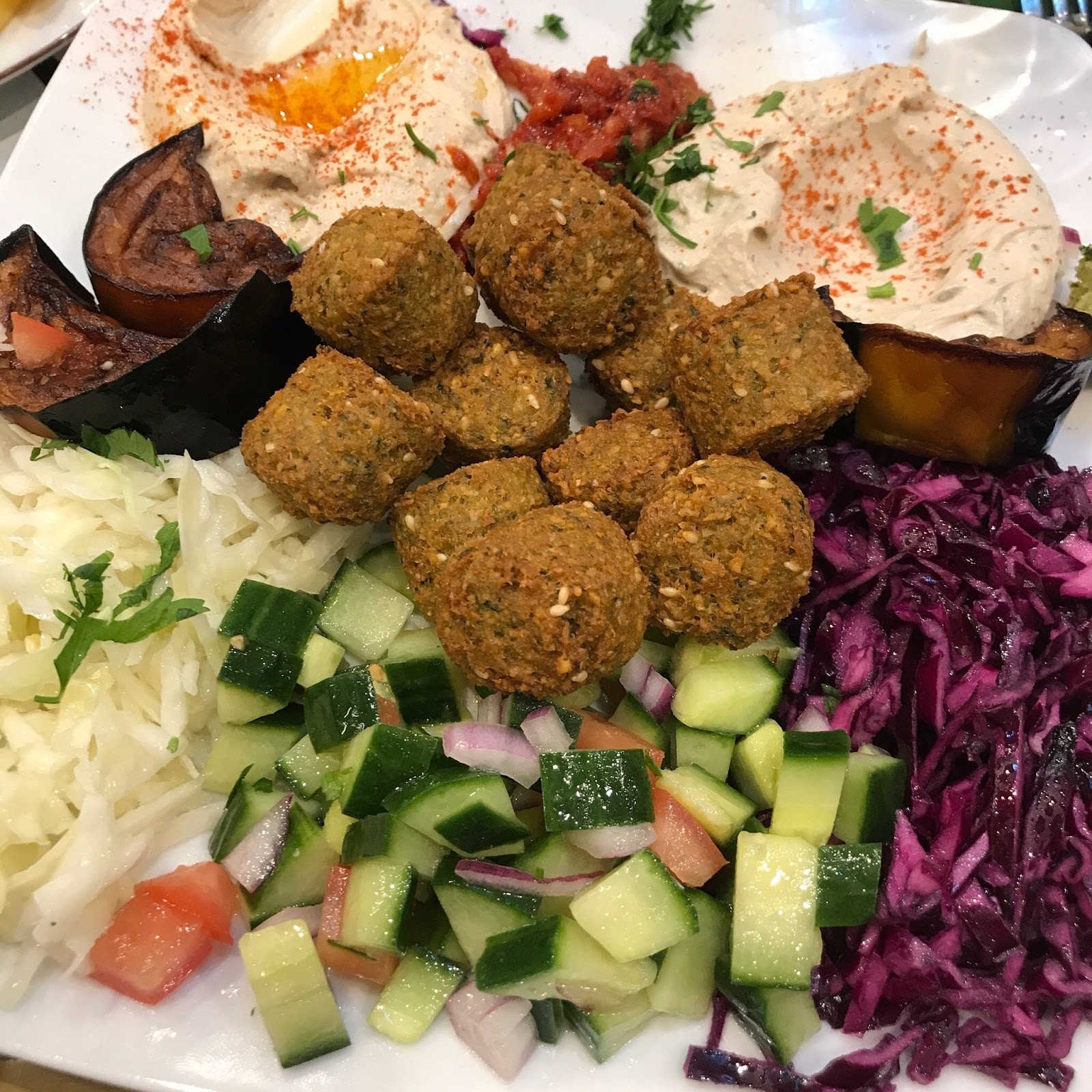 L'As du Fallafel: food & drinks