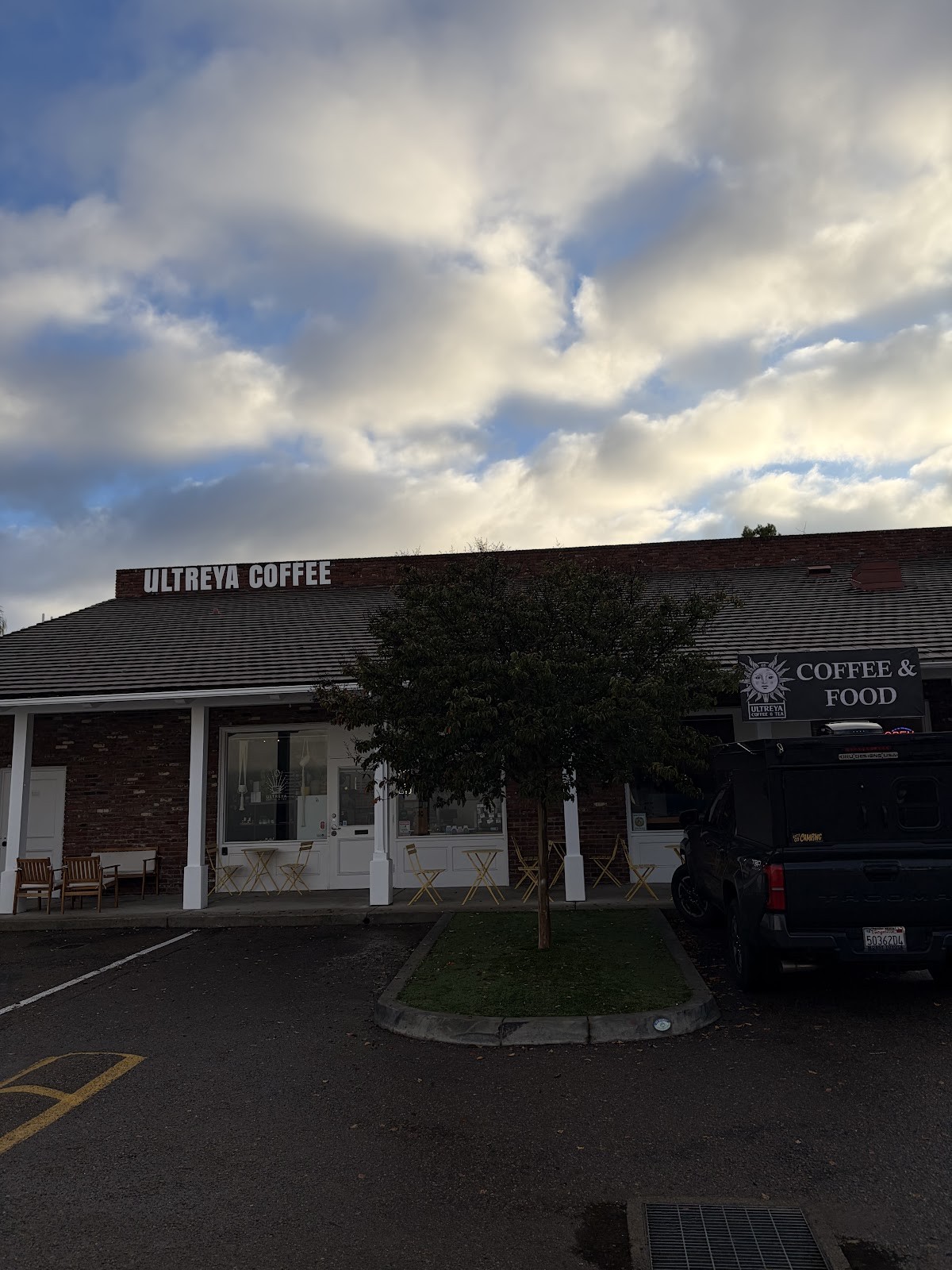 Ultreya Coffee and Tea: the place