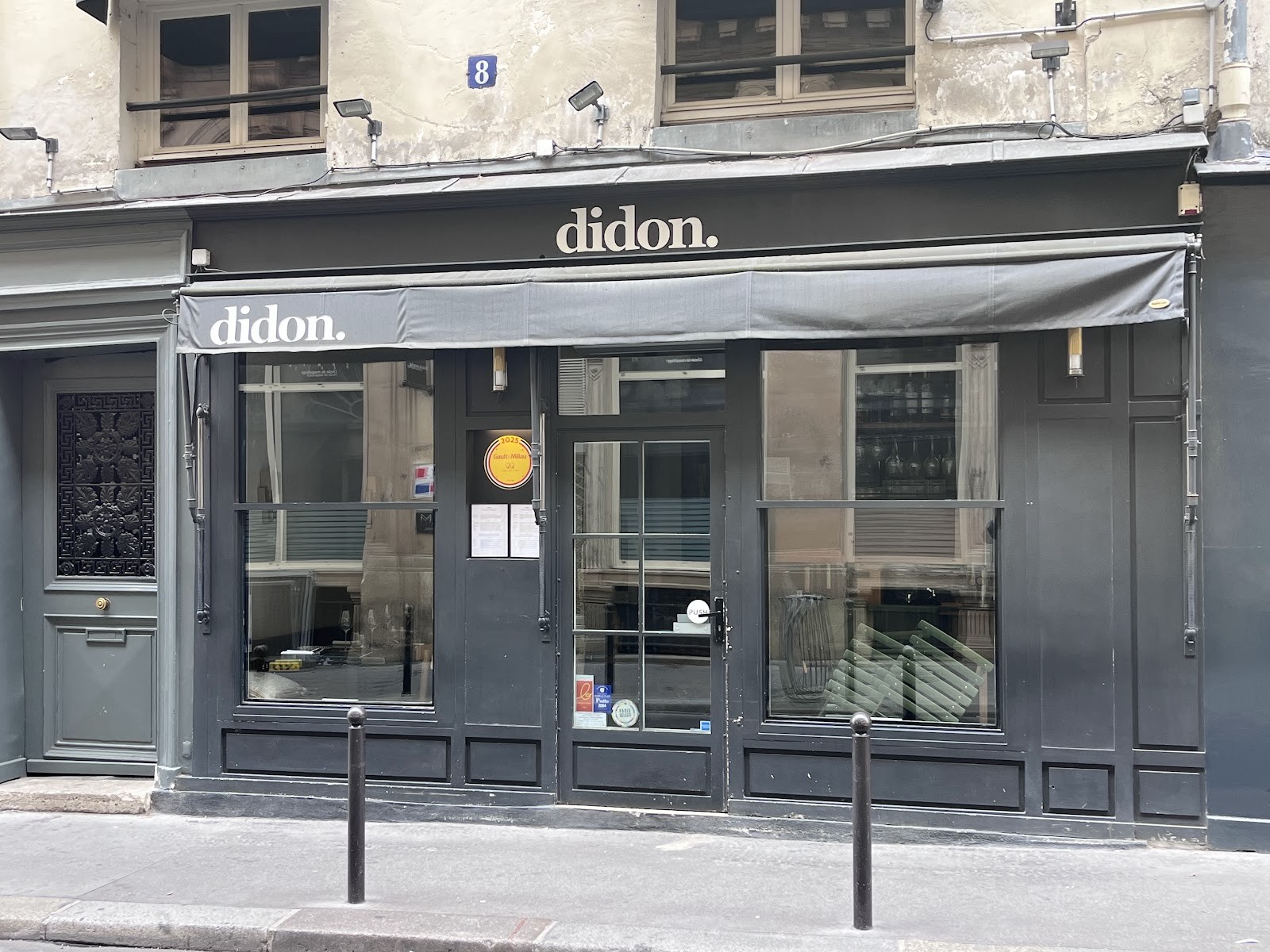 Didon: the place