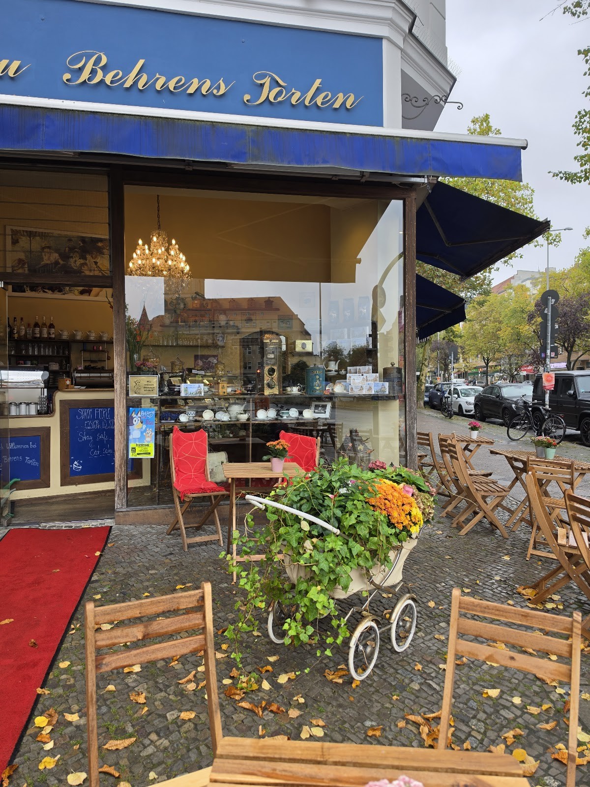 Frau Behrens Torten Friedenau: the place