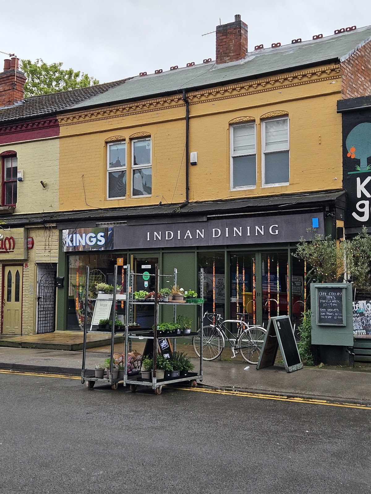 Kings Indian Dining: the place