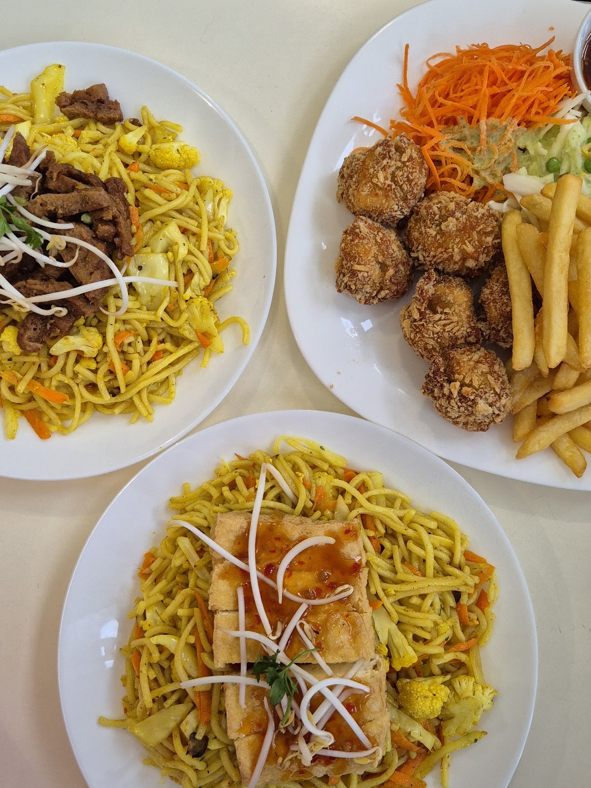 Loving Hut: food & drinks