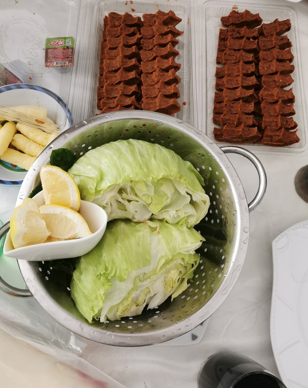 Oses Çiğköfte: food & drinks