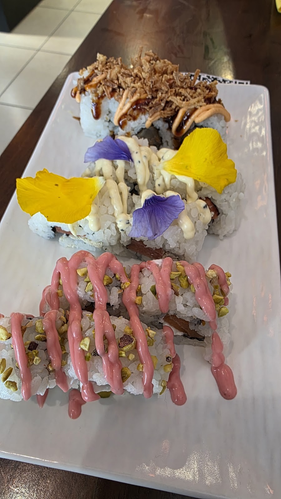 Colors vegan sushi: food & drinks