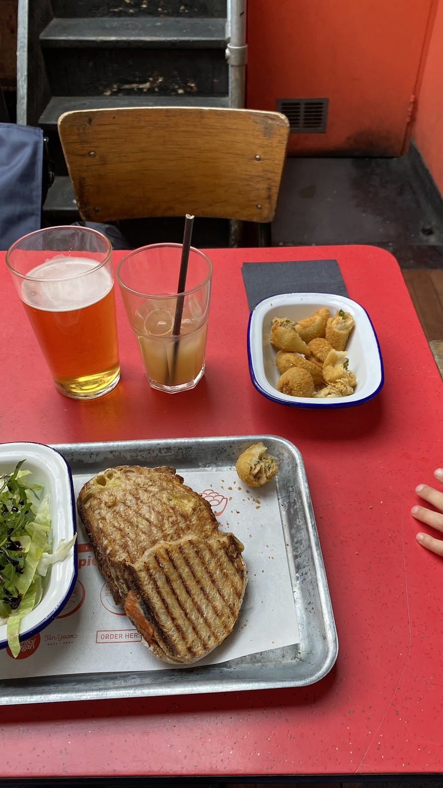 Essential Vegan @ Ten to One Bar: food & drinks