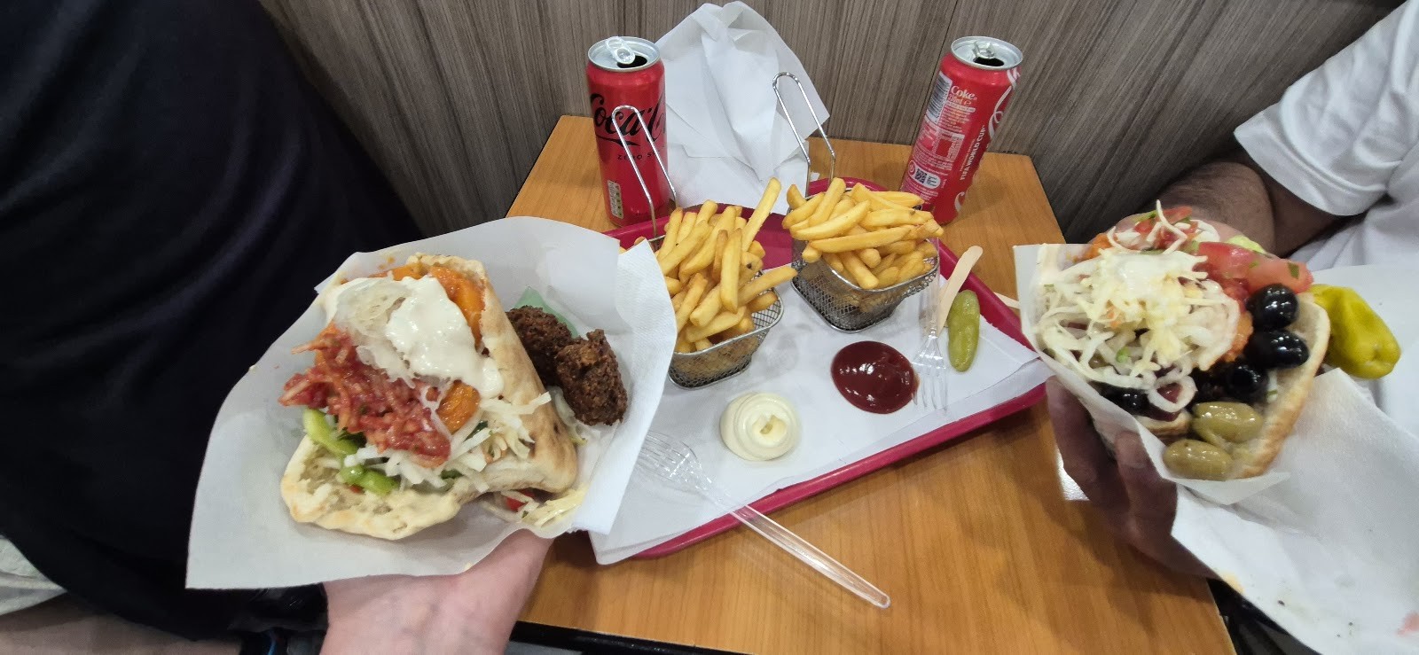 Maoz Vegetarian: food & drinks