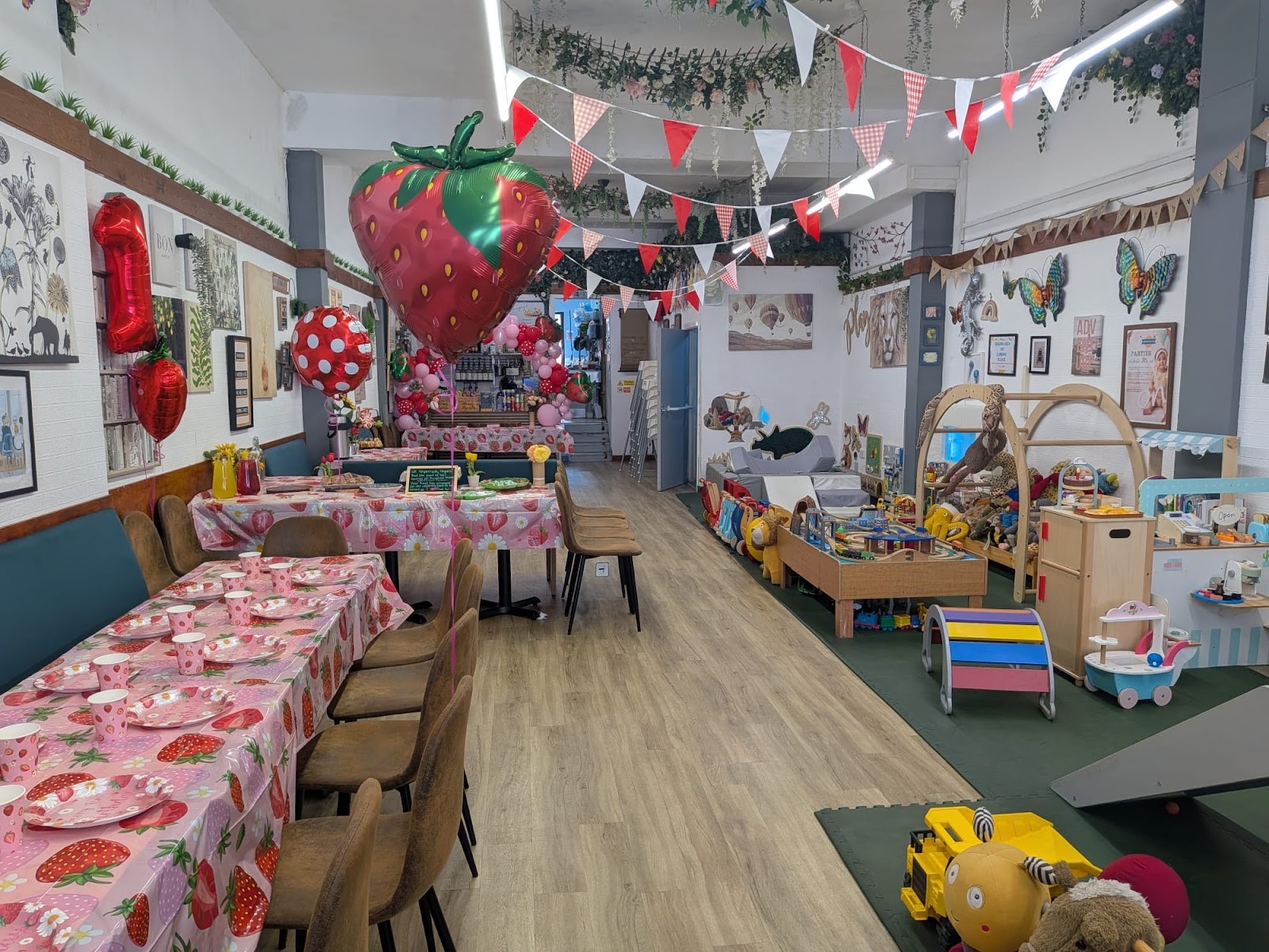Ollie Polly Play Cafe: the place
