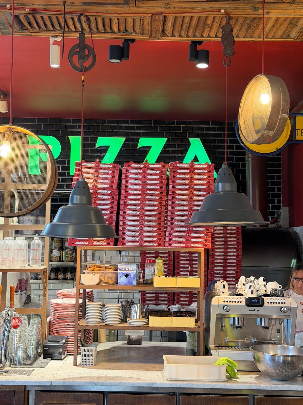 Fradiavolo Pizzeria - Torino Gran Madre: the place