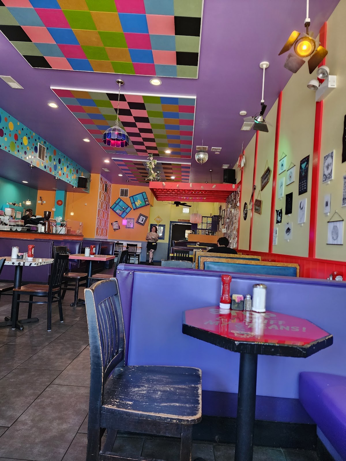 Pick Me Up Cafe: the place