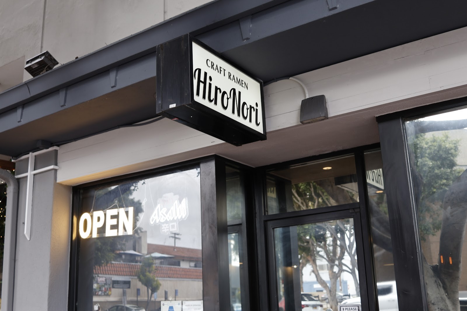 HiroNori Craft Ramen: the place