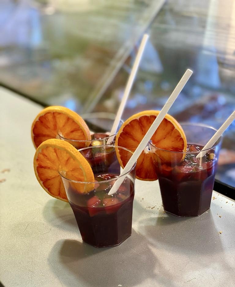 La Drogheria Veg: food & drinks