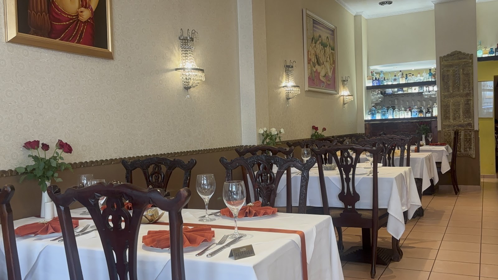 Indian Restaurant Kamasutra: the place