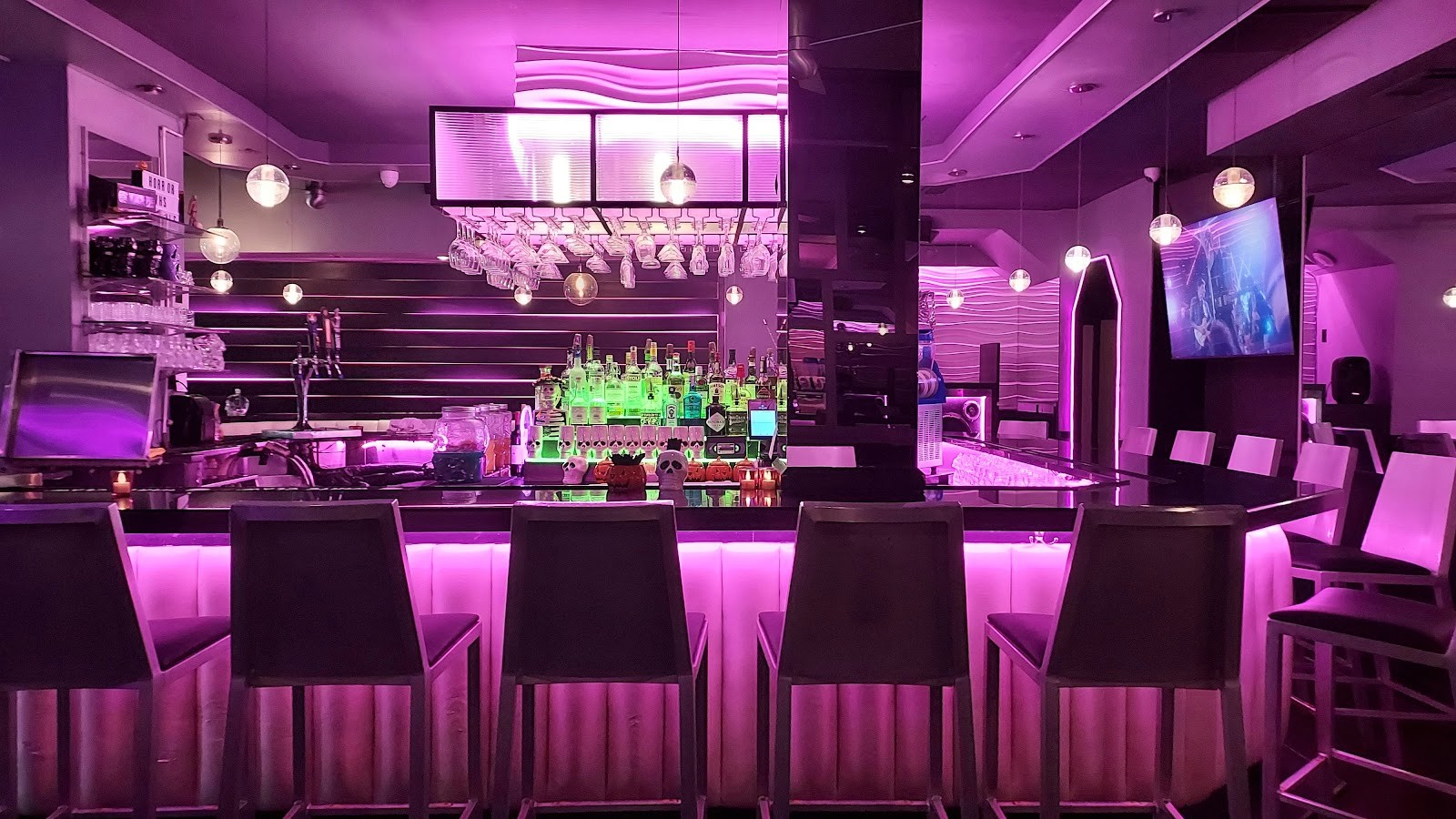 Monster Vegan: the place