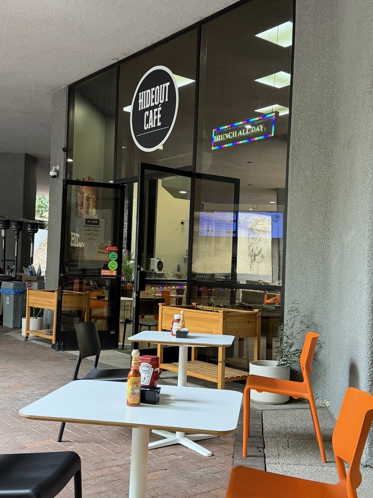 Hideout Cafe: the place