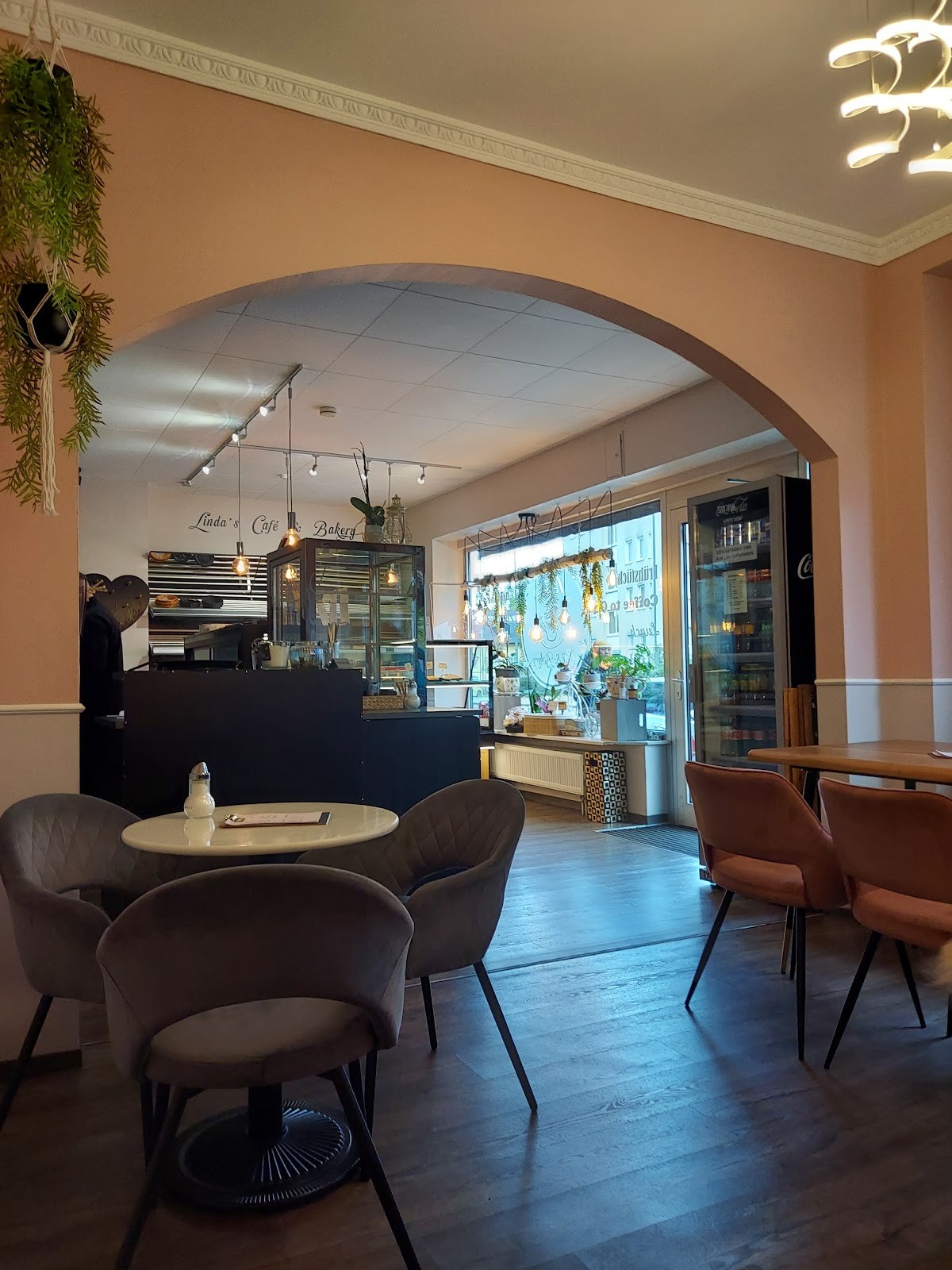 Linda‘s Café & Bakery: the place