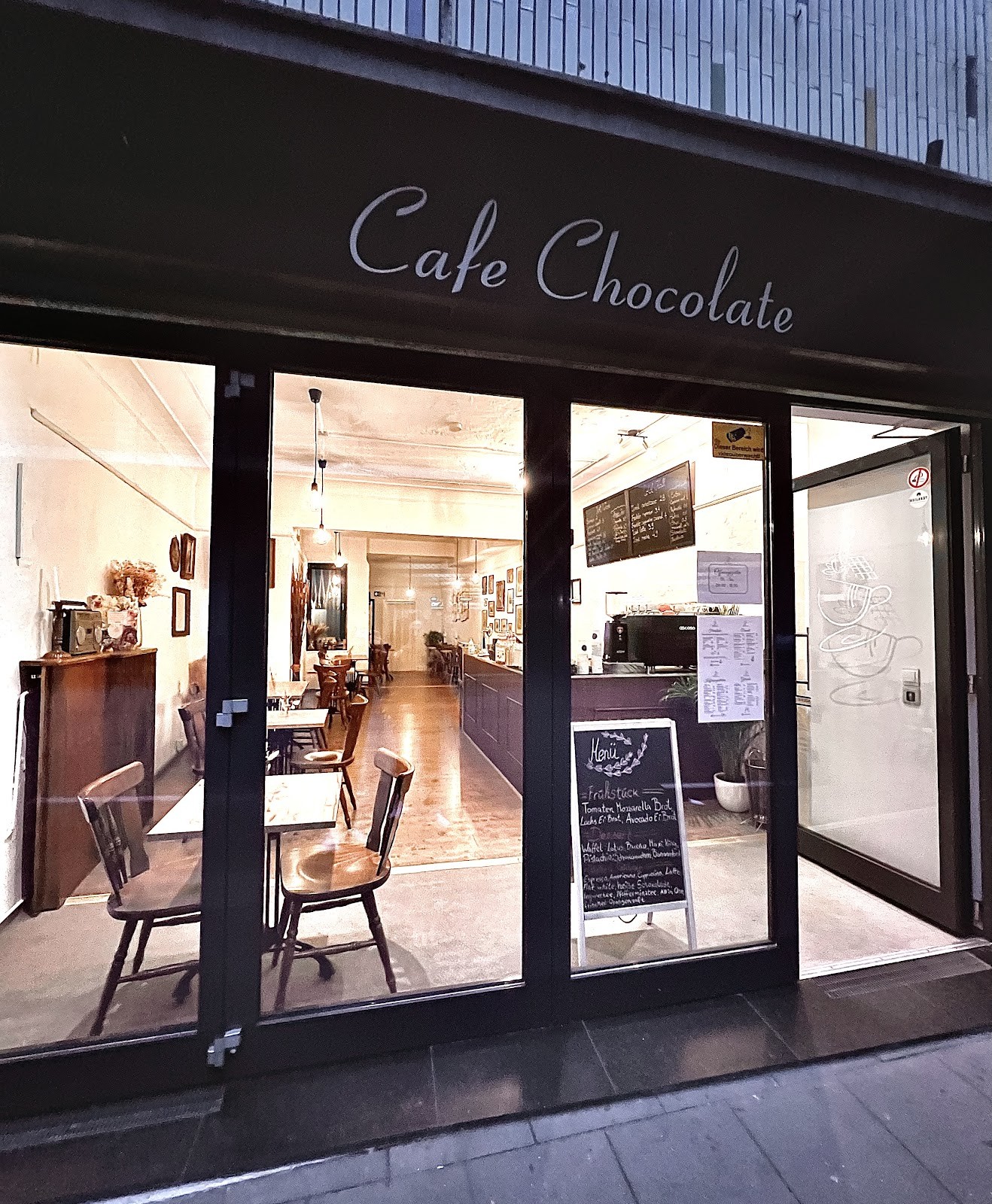 Café Chocolate: the place