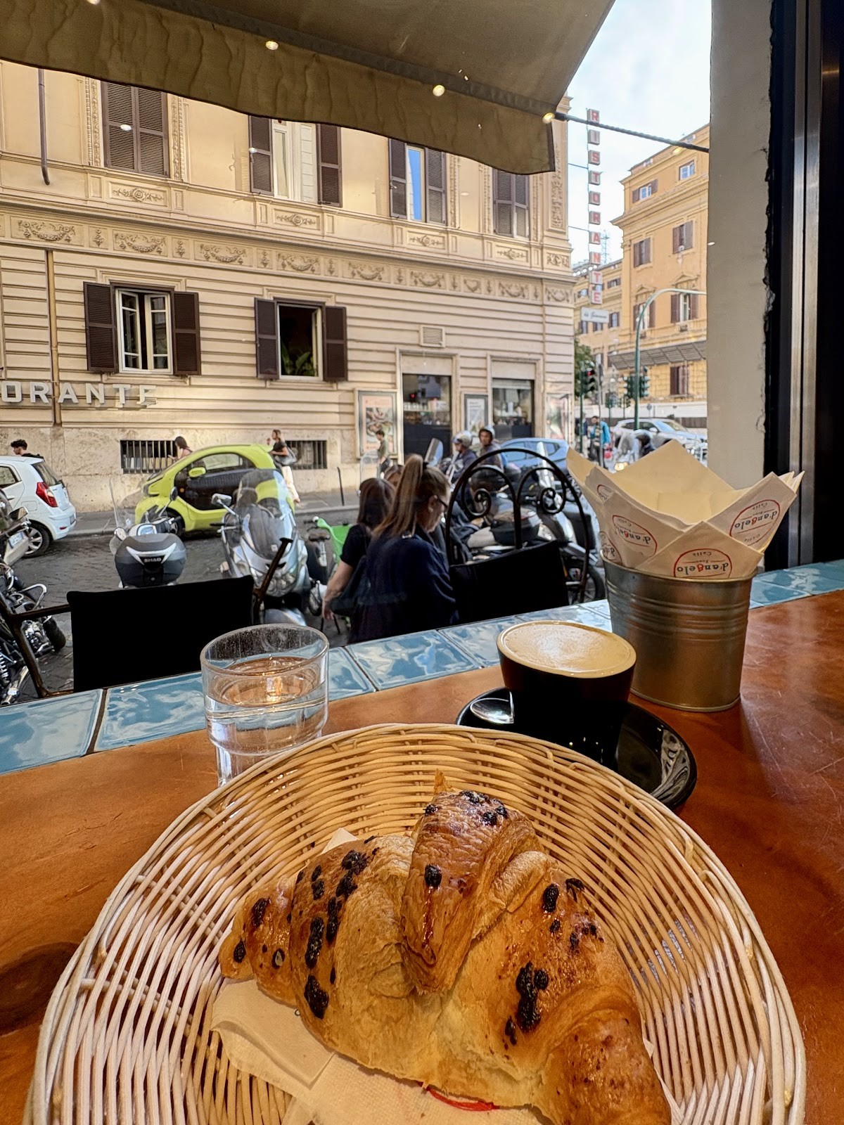 D’Angelo Caffè & Gastronomia: the place