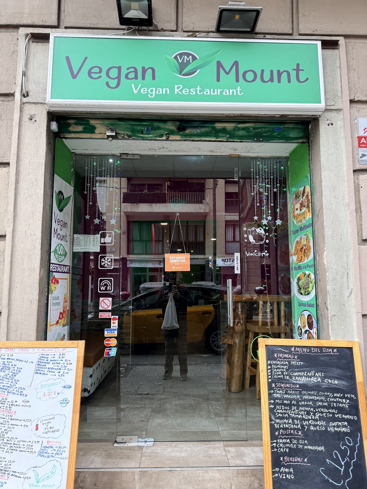 Vegan Mount | Barcelona: the place