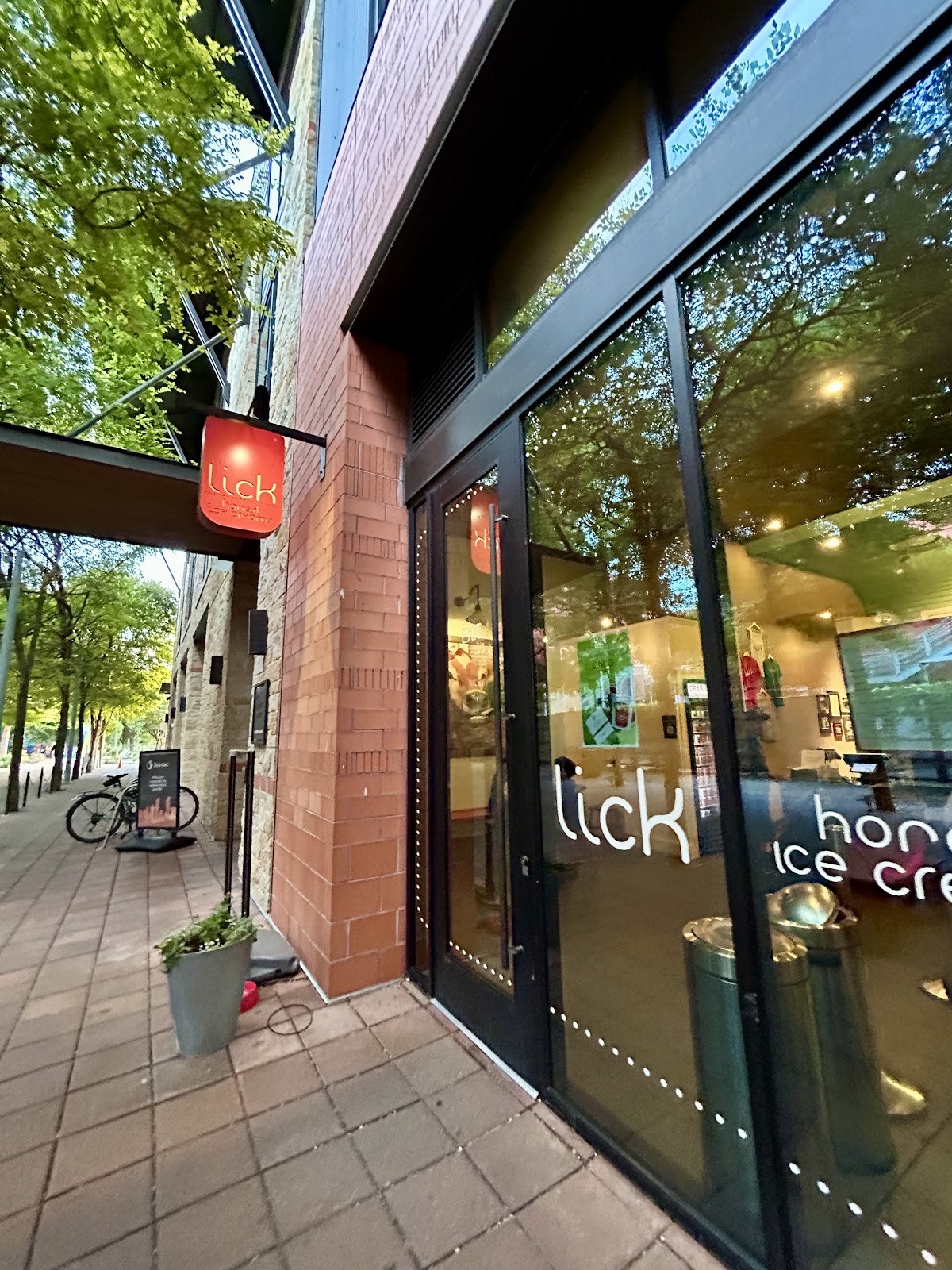 Lick Honest Ice Creams: the place
