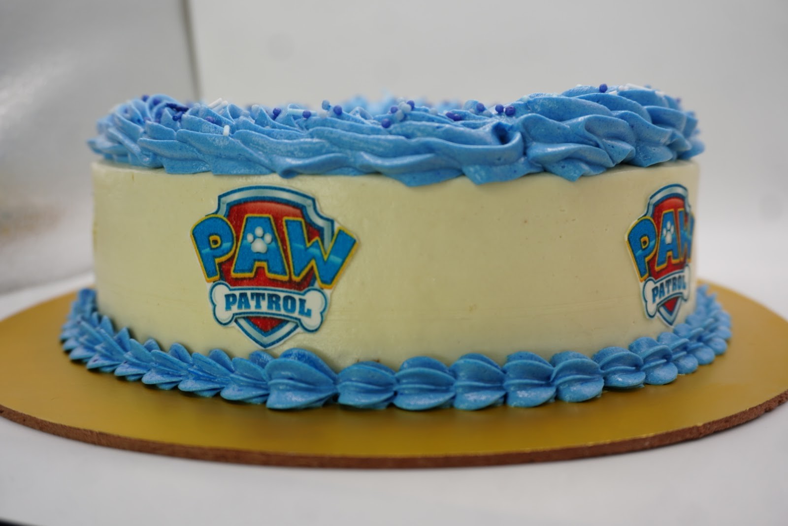 Glossy cakes: food & drinks