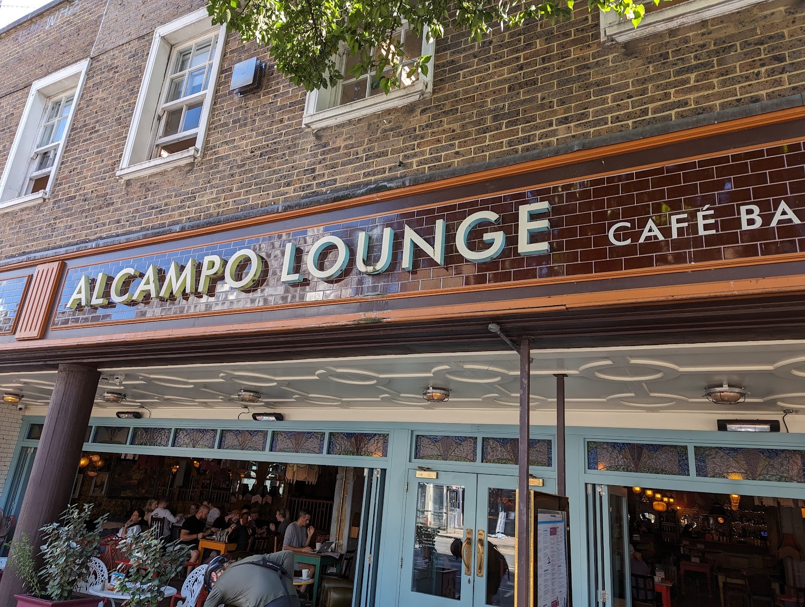 Alcampo Lounge: the place