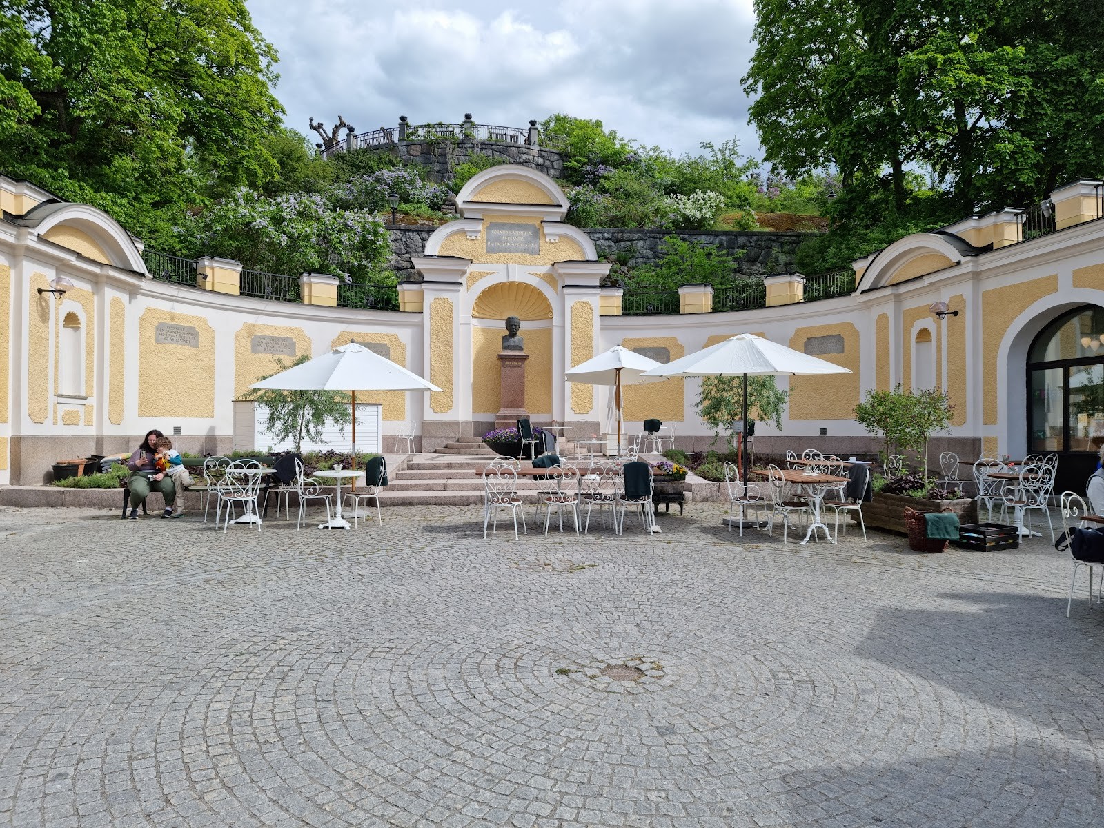 Arturs Kafé: the place